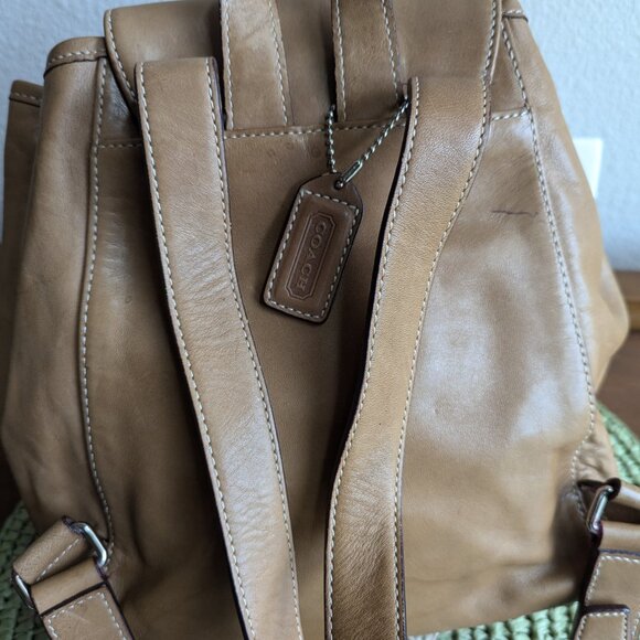 COACH Vintage British Tan Leather Legacy Drawstring Backpack Bag 9569 small - Picture 3 of 9
